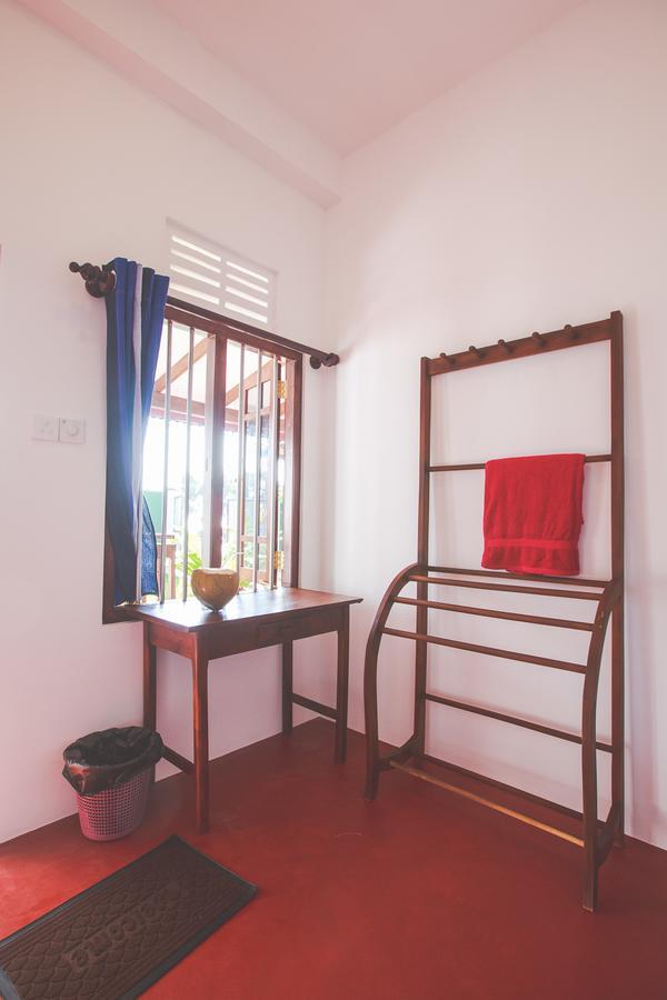 Hotel Lazies Midigama East Exterior foto